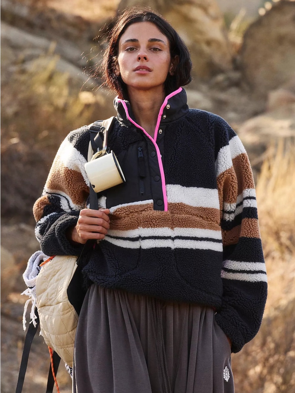 FP MOVEMENT Rocky Ridge Hit The Slopes Pullover Black Brown Pink